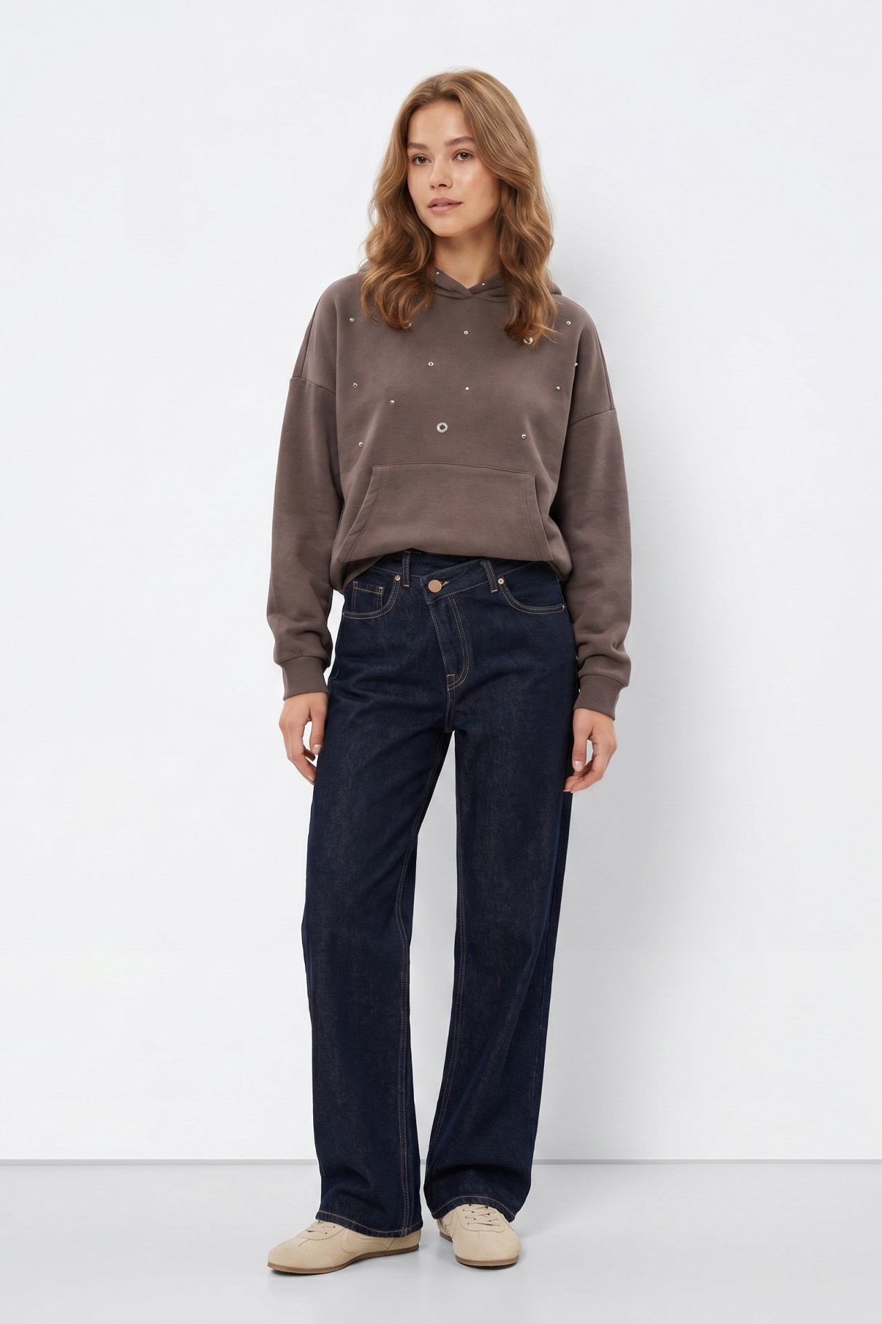 Sudadera oversize gris con capucha