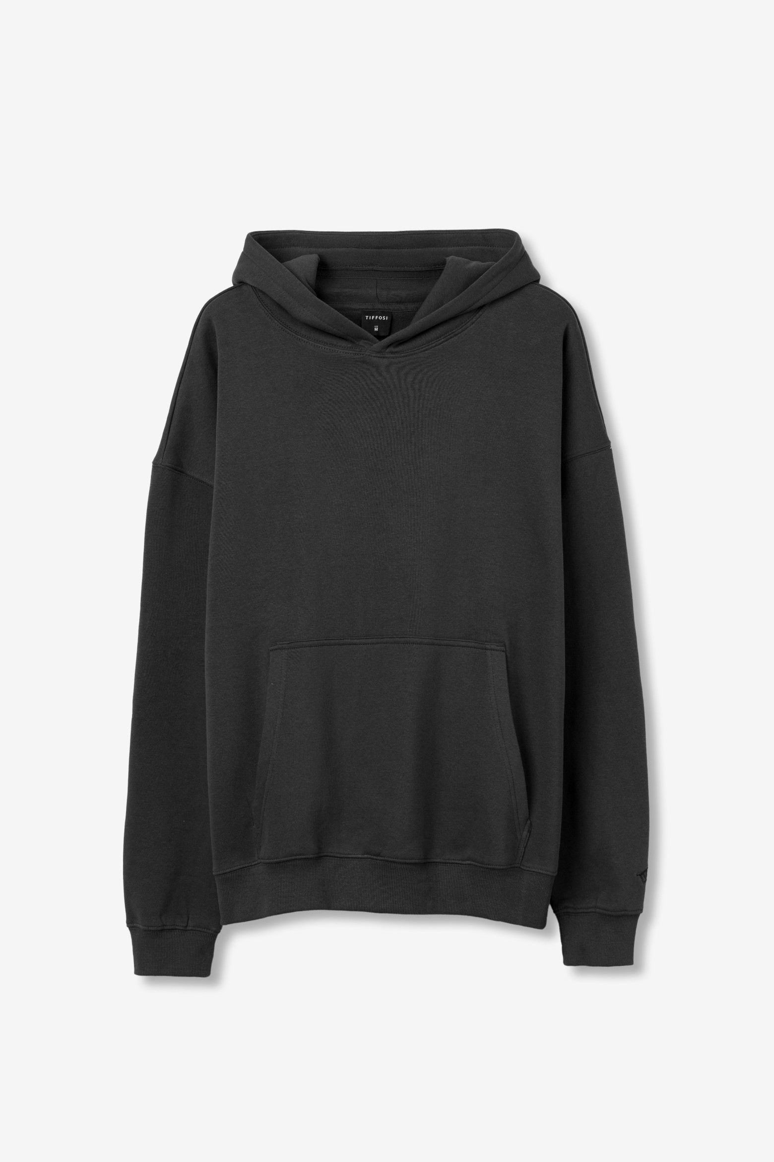 Hoodie preto com capuz largo