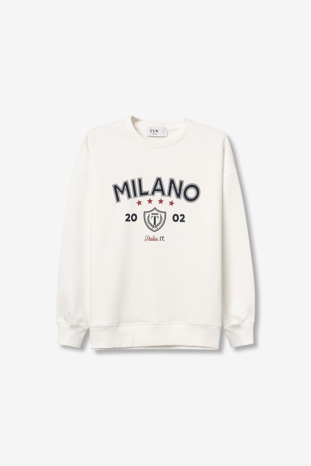 Sudadera blanca estilo college