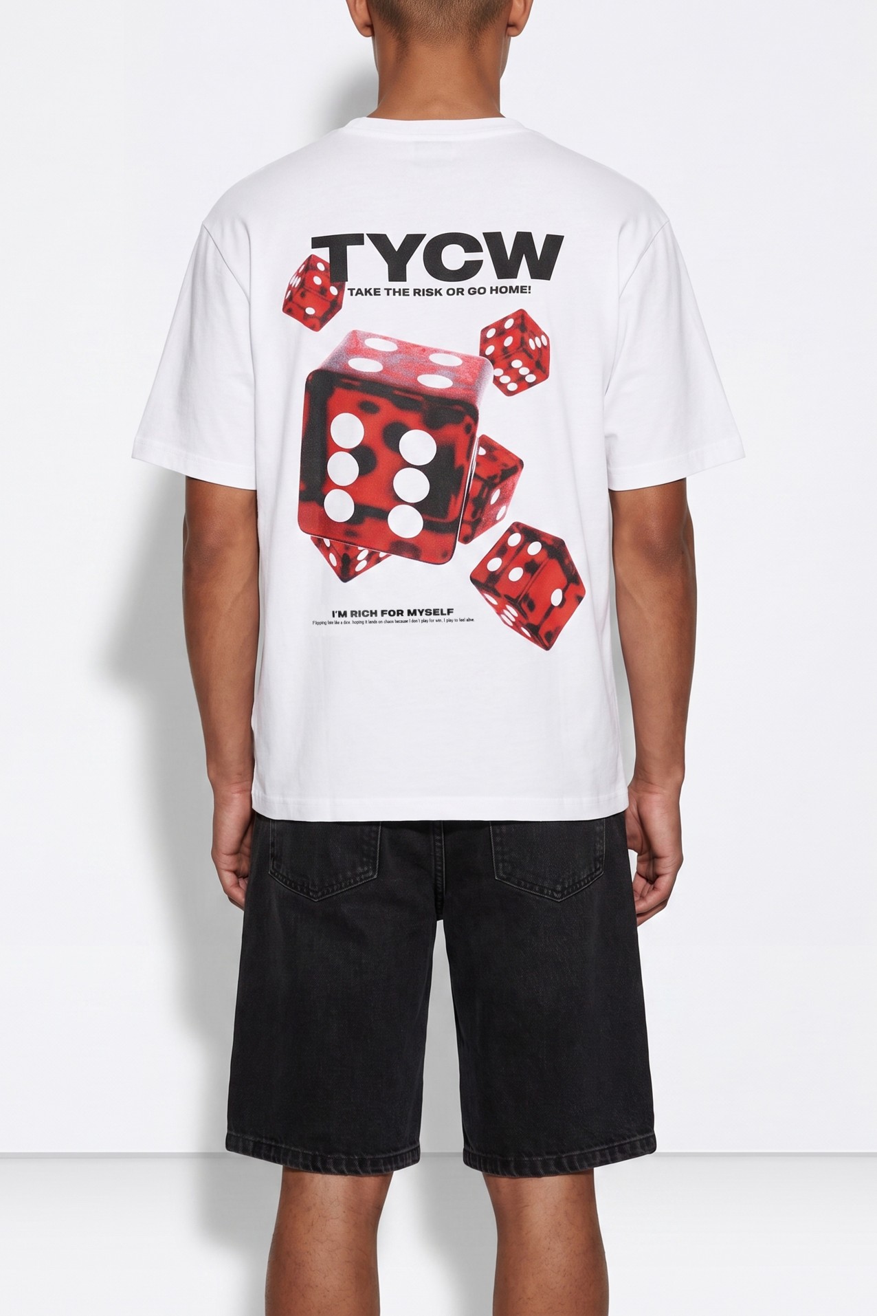 T-shirt branca dados TYCW