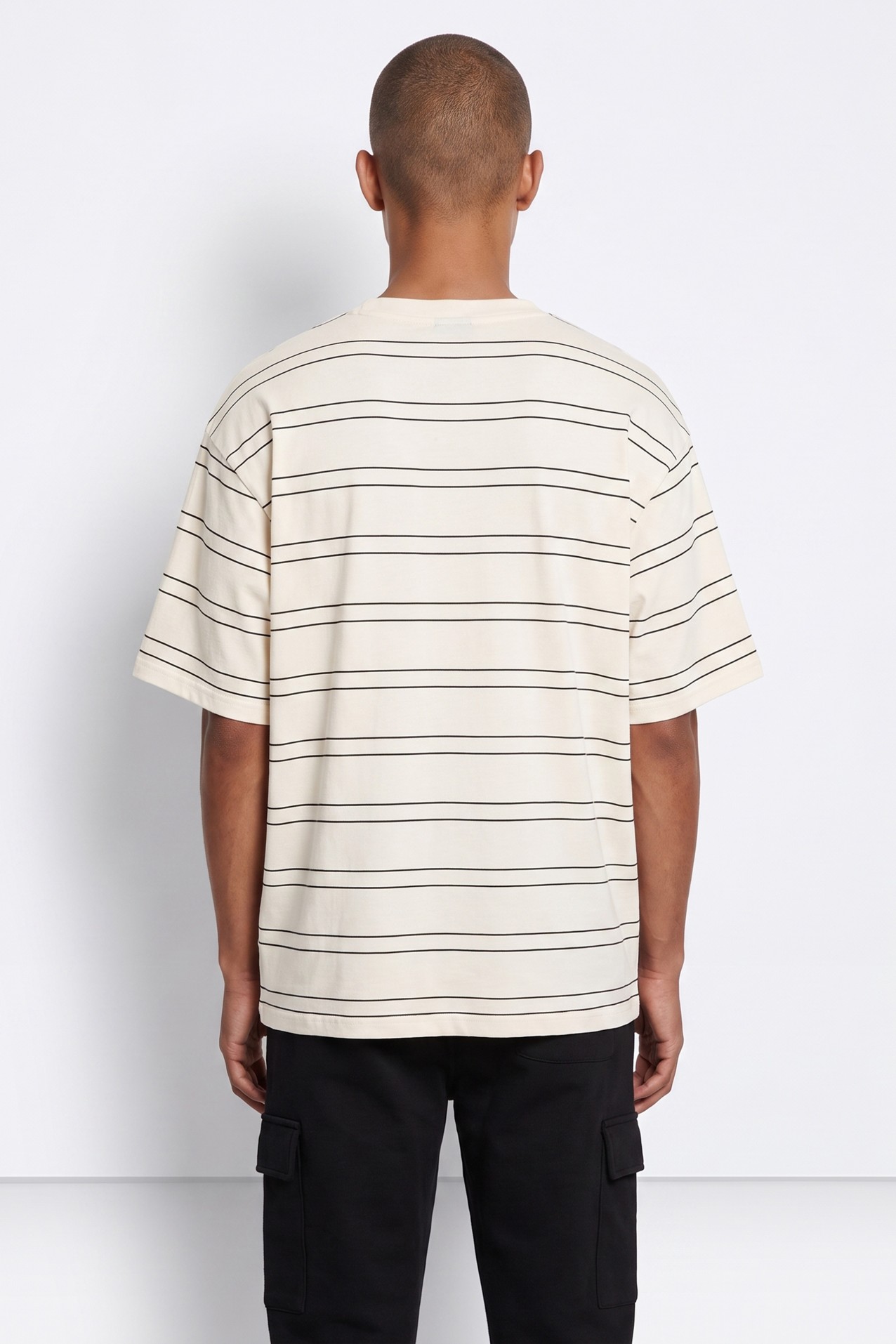 Camiseta beige rayas oversize