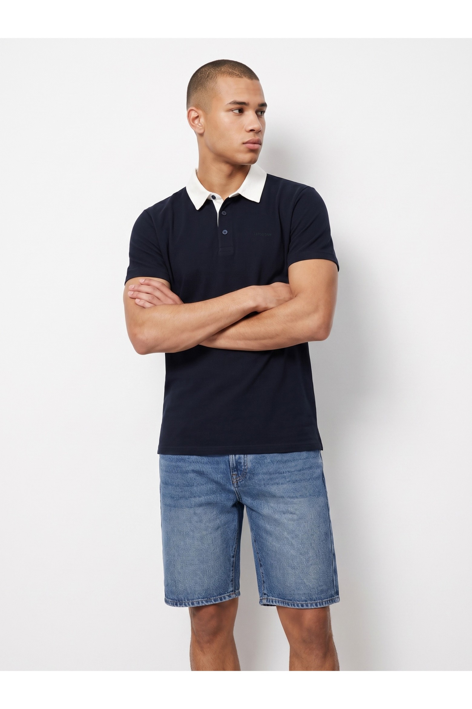 Polo slim azul con contraste