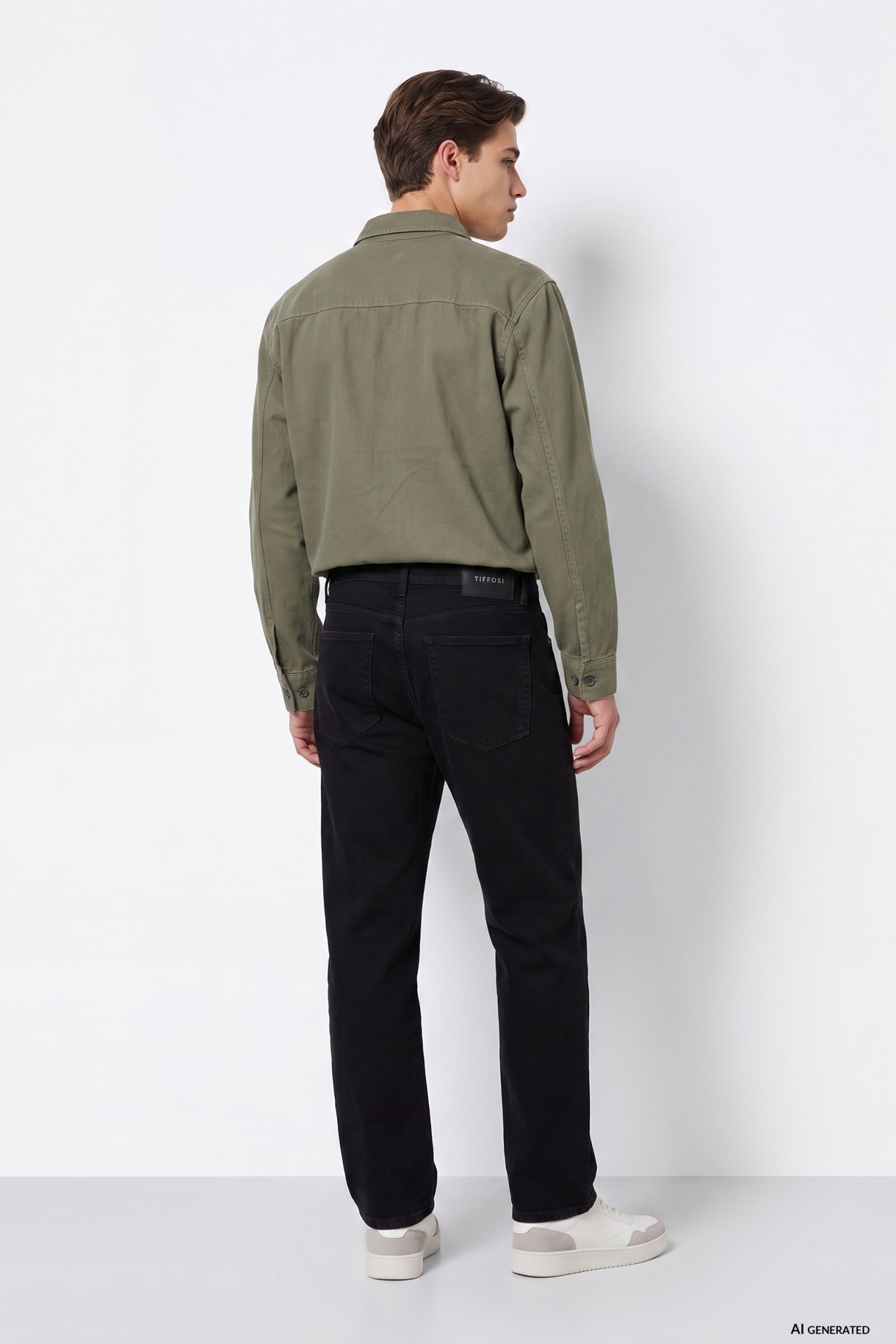 Thomas Loose Fit Jeans