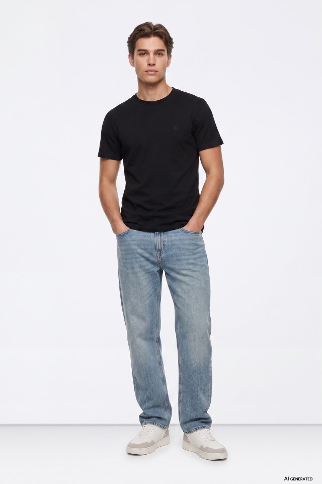 Thomas Loose Fit Jeans