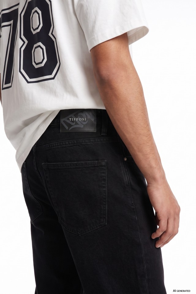 Wayne Relaxed Black Jeans Wayne Relaxed Black Jeans