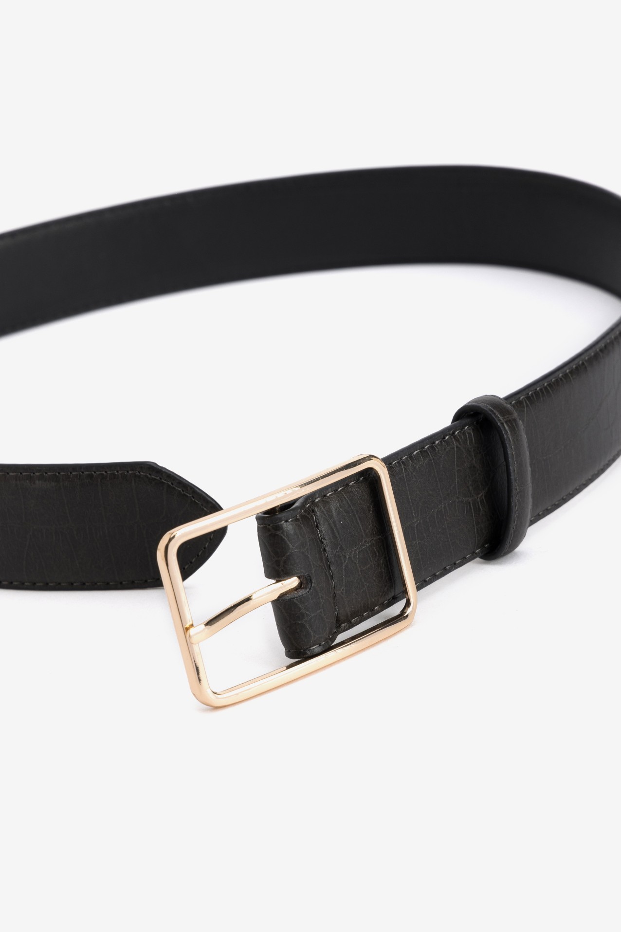 Cinto Preto com Fivela