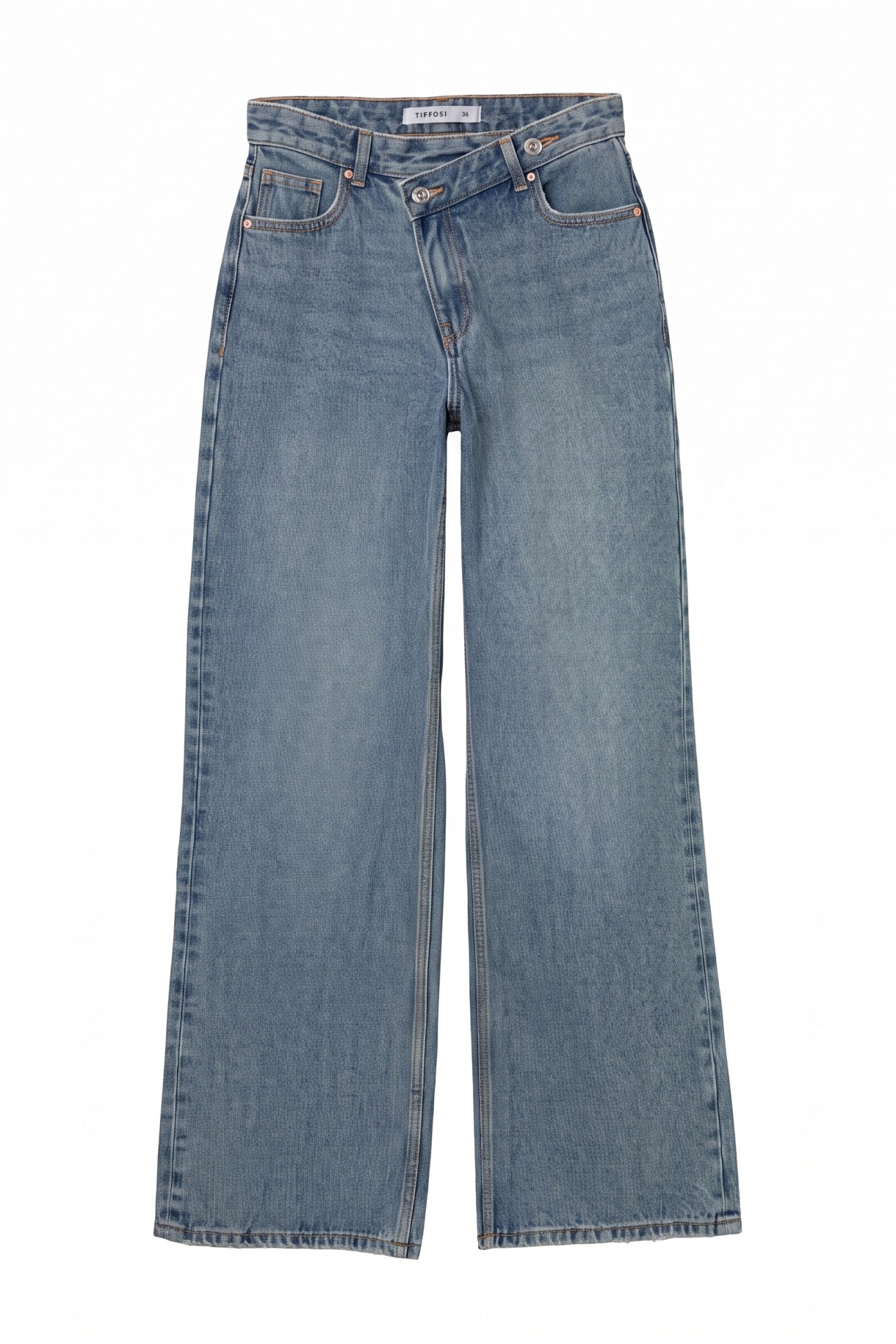Women�s Wide-Leg Jeans