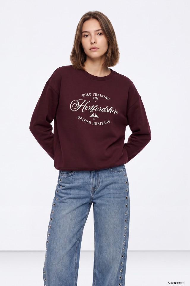 Sudadera burdeos con texto