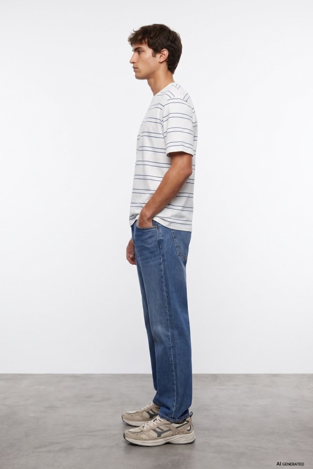 Austin Straight Fit Jeans