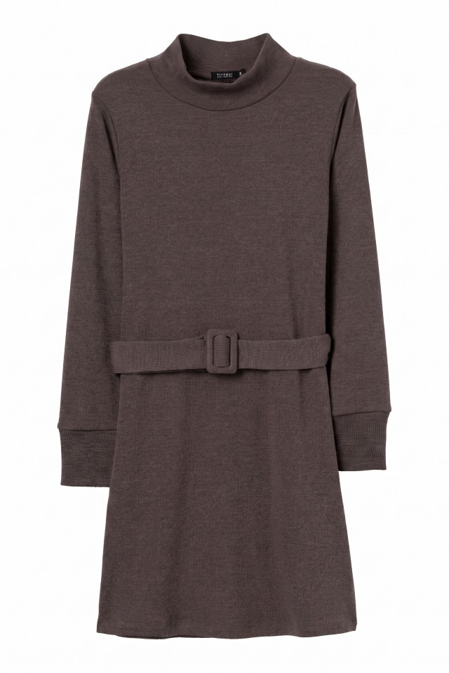 Vestido gris con cinturón Vestido gris con cinturón