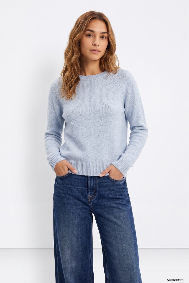 Camisola azul corte clássico