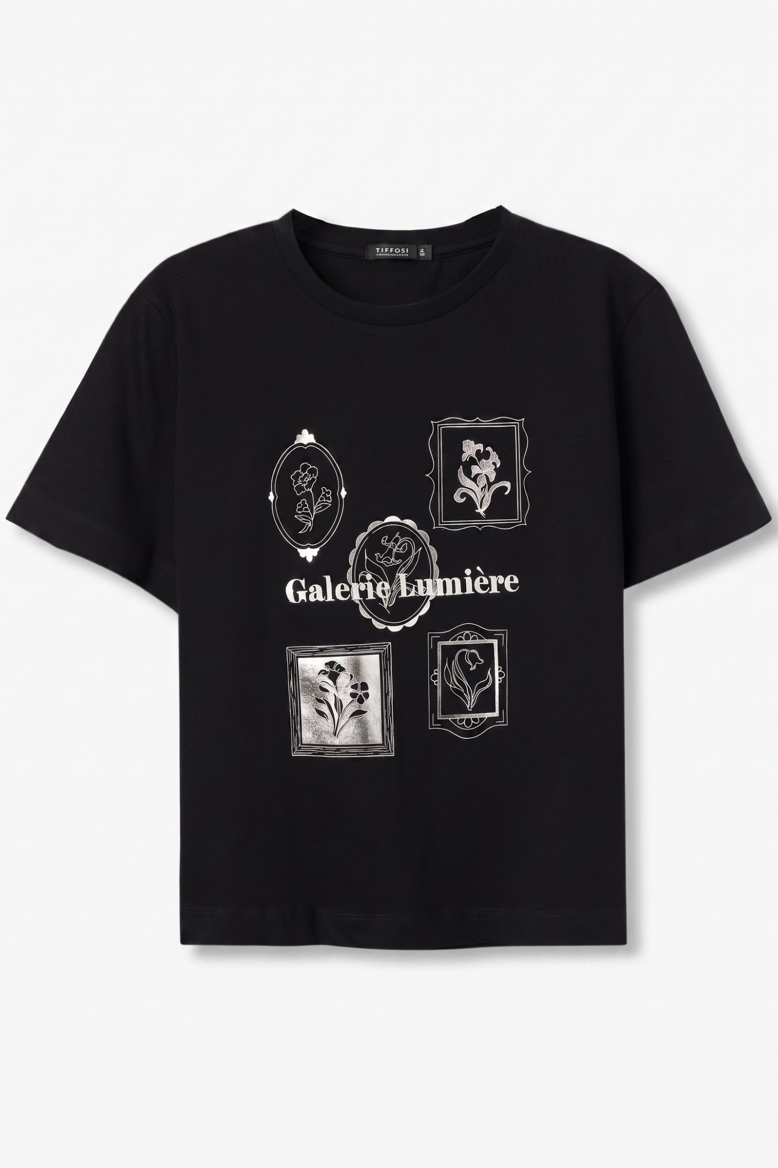 T-shirt preta casual oversize