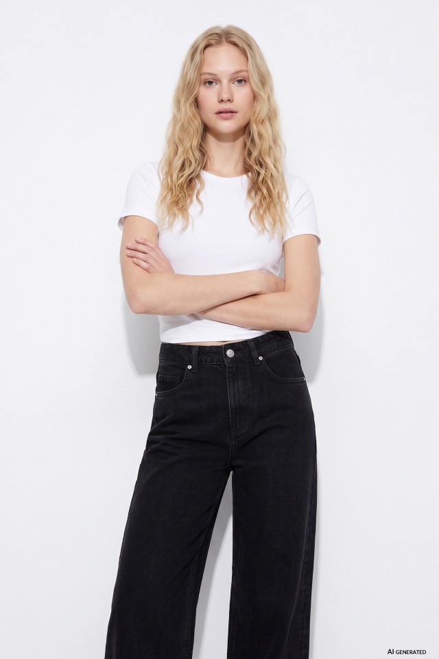 White Short Sleeve T-Shirt