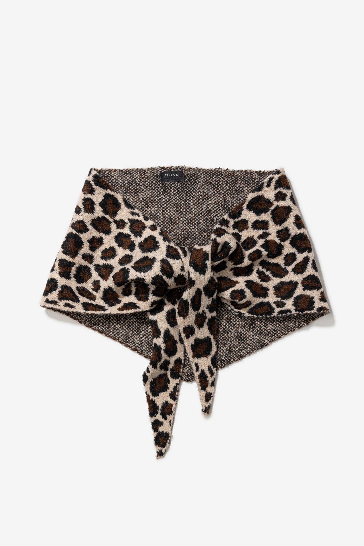 Len�o triangular animal print