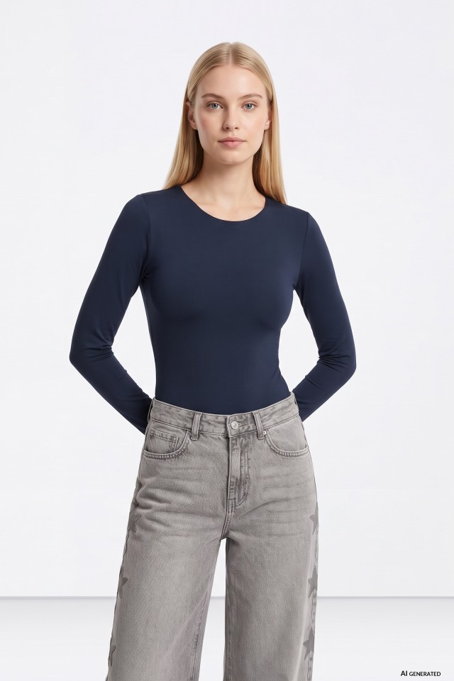 T-shirt justo azul escuro