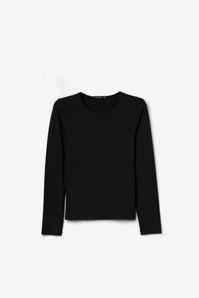 Black Fitted Long-Sleeve T-Shirt Black Fitted Long-Sleeve T-Shirt