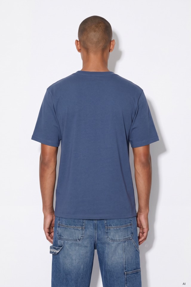T-shirt azul marinho casual T-shirt azul marinho casual