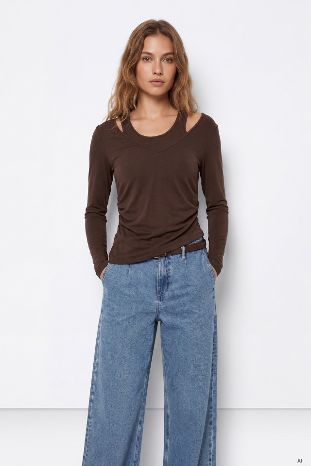 Camiseta marr�n cut out