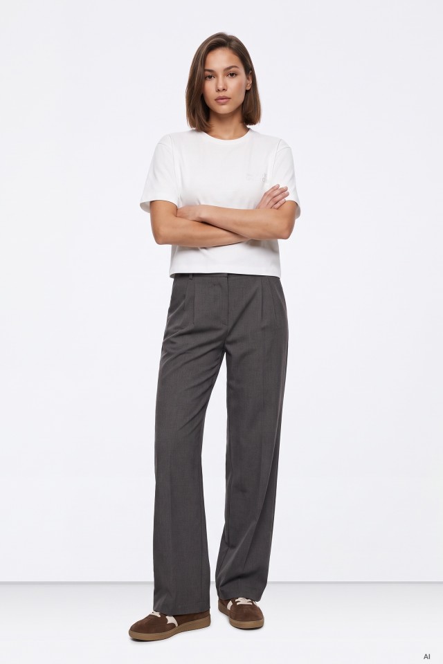 Pantal�n gris melange amplio