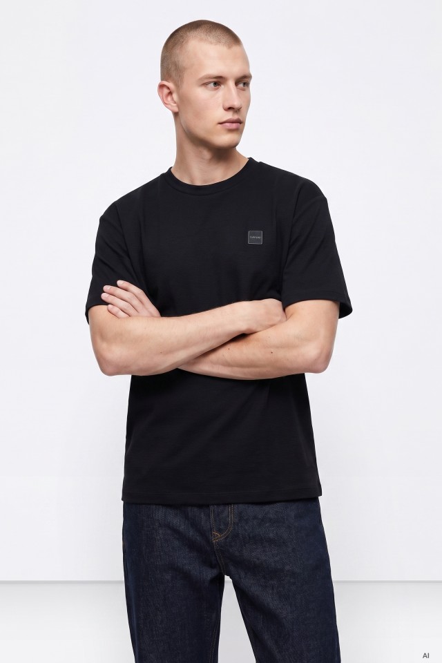 Black Short Sleeve T-shirt