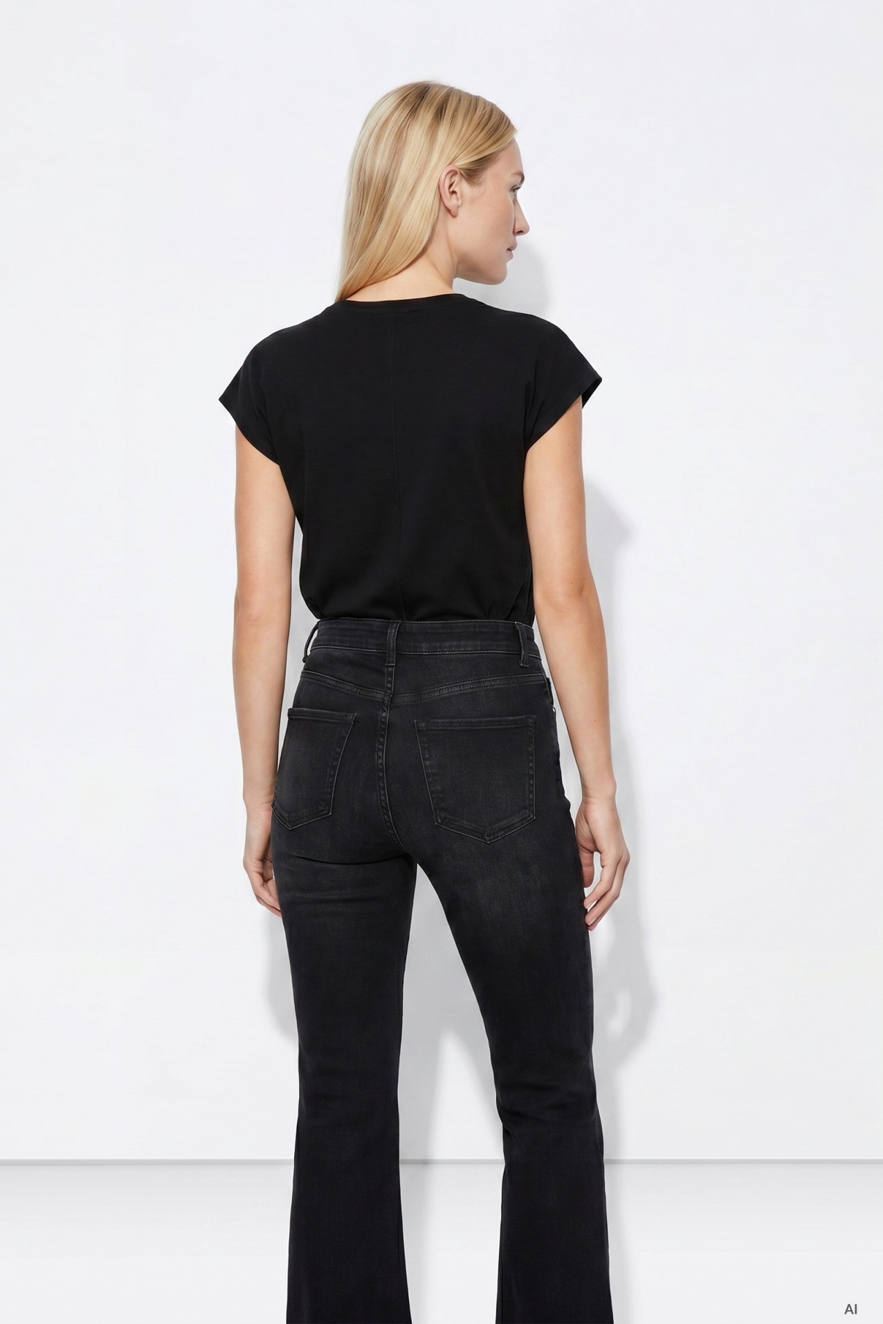 Camiseta negra print art�stico