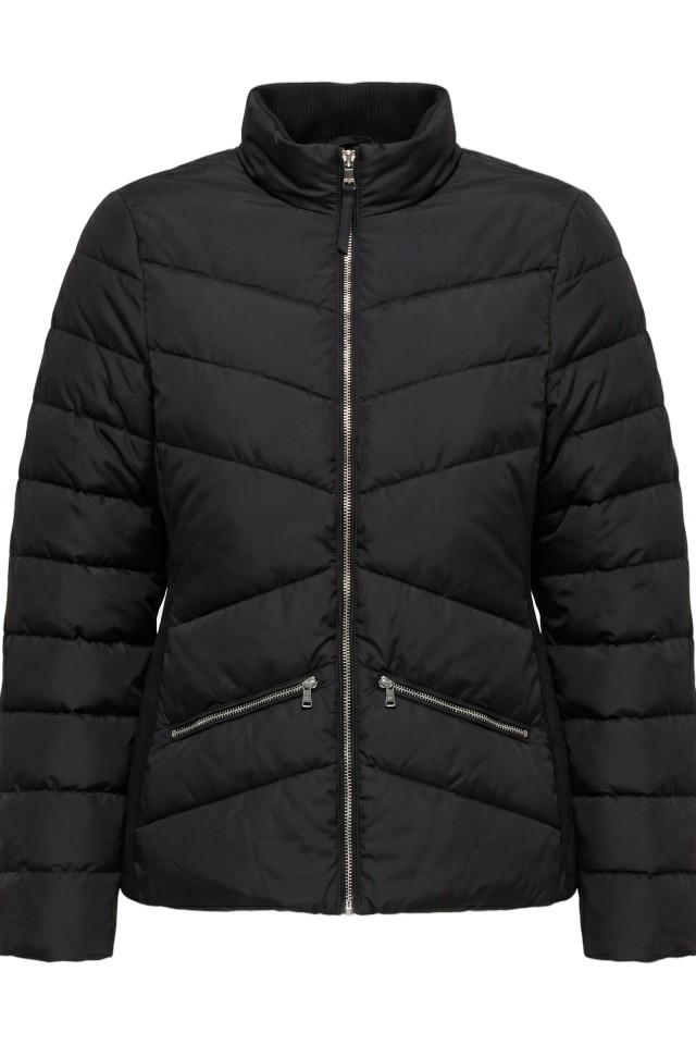 Chaqueta negra acolchada corta Chaqueta negra acolchada corta