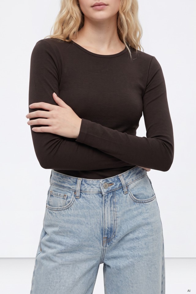 Camiseta Manga Larga Marron oscuro
